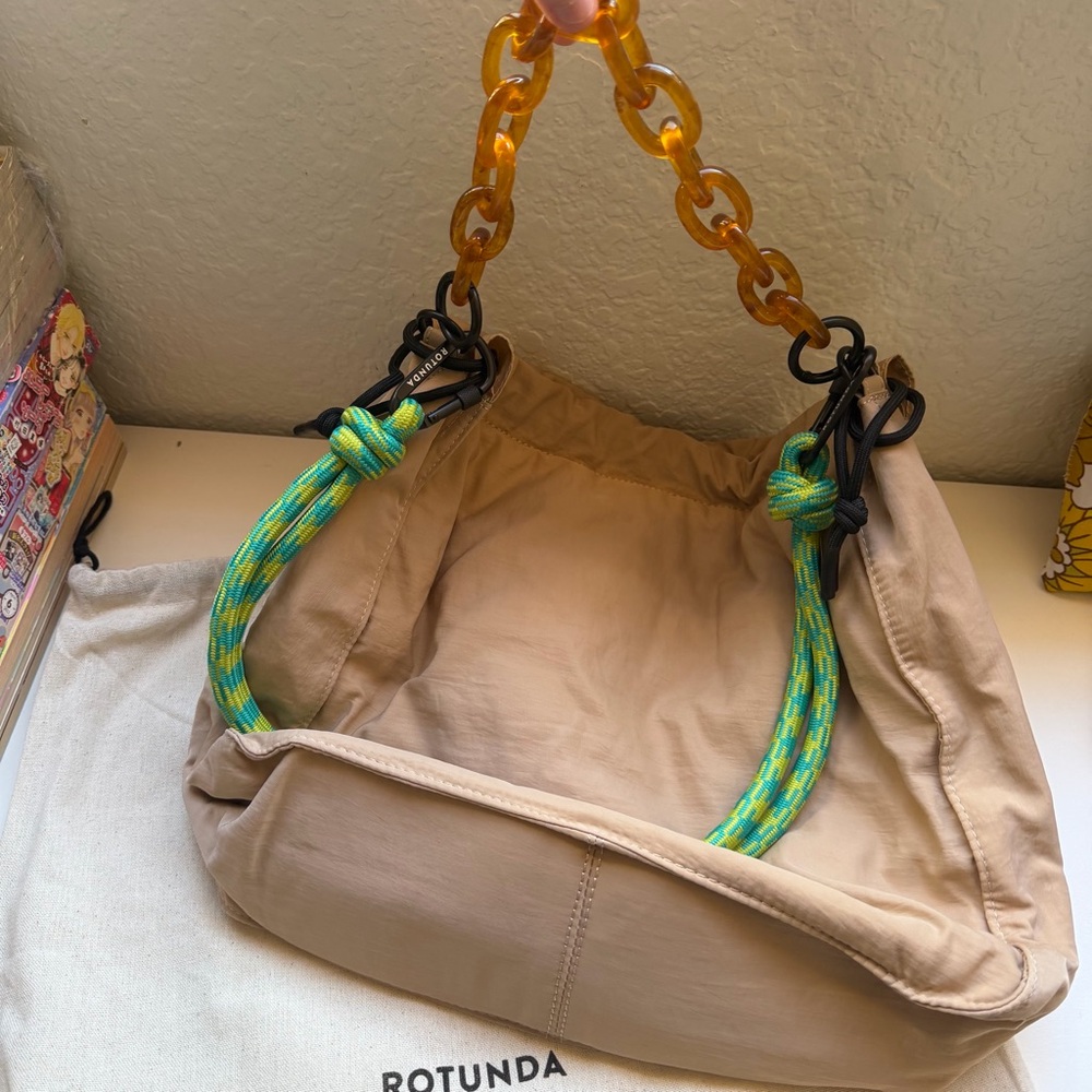 Beige Shoulder Bag with Green Accent Rope and Amber Chain Handle